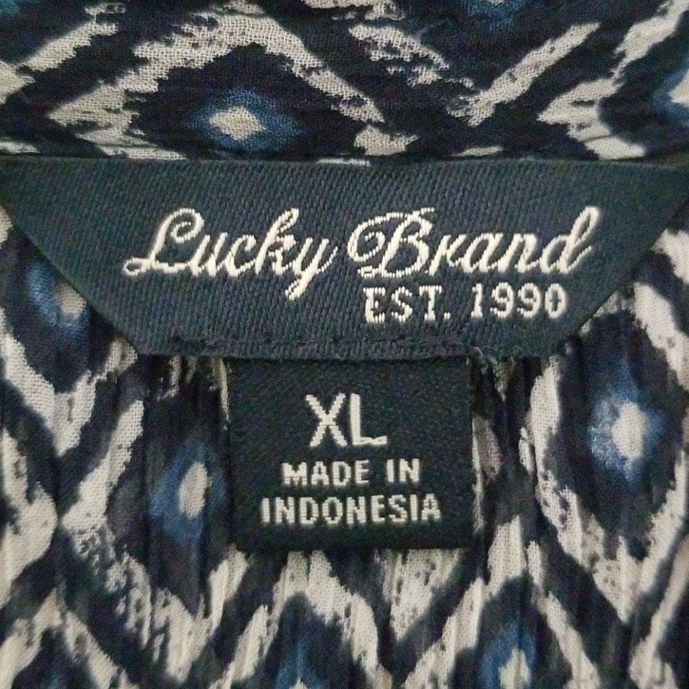 EUC -Semi-sheer Lucky Brand Ikat Blouse (XL) - Picture 5 of 5